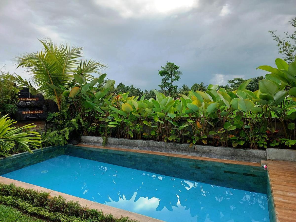 Shivananda Antique Villas by EPS Ubud Exterior foto